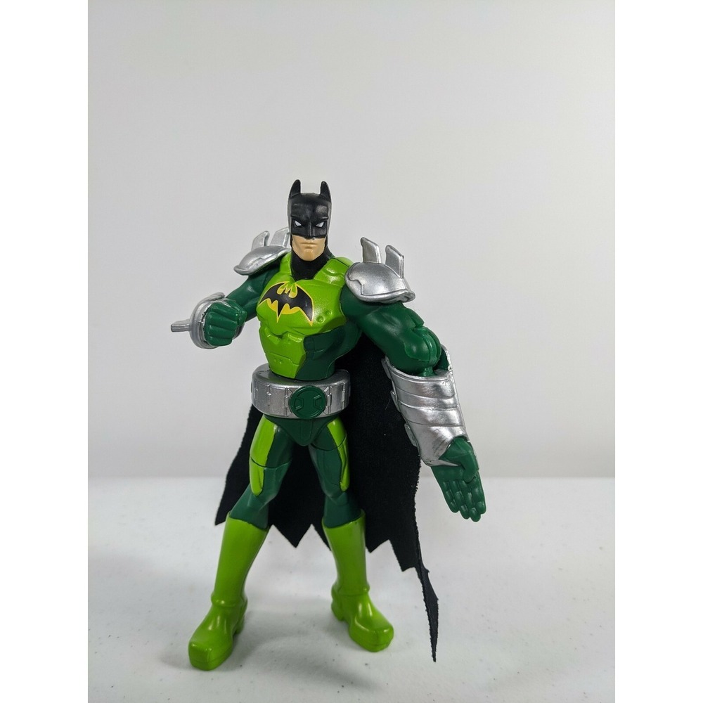 Batman Figuring Lot of 7 and Accessories Batmobile And Bat Light - Picture 2 of 12